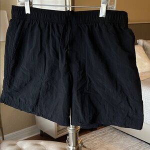 Women’s Colombia Black Shorts